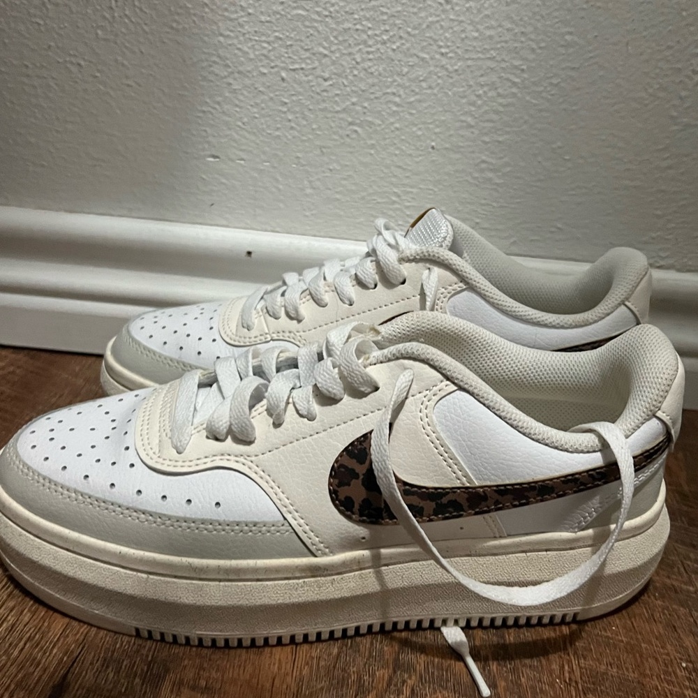 Nike Cheetah Sneakers